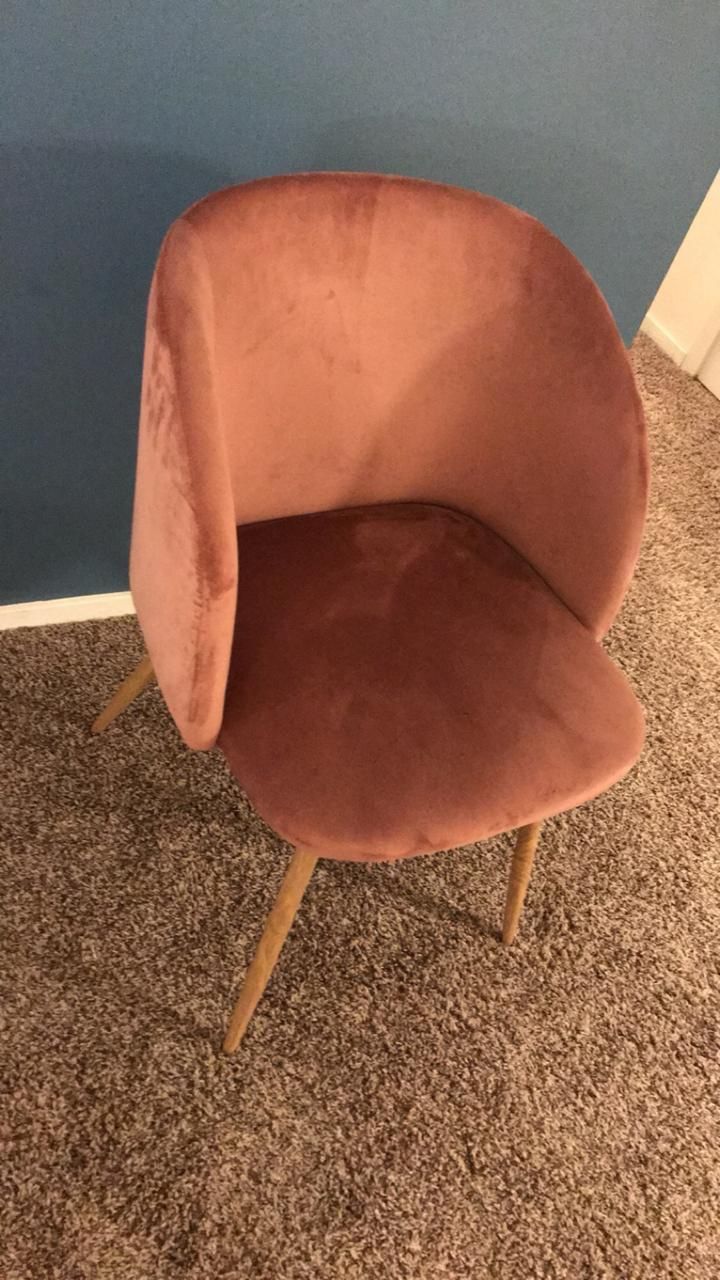 Pink velvet chair