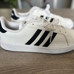 Adidas Cloudfoam Advantage Sneakers - Men’s 12., White/Black - Unworn open box