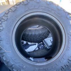 TWO Nitto trail grapplers 35s 12.5 R20