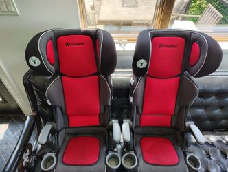 2 Children's Booster Seats