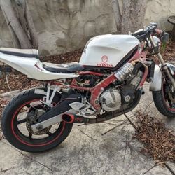 Classic 1992 Honda Cbr 600f2