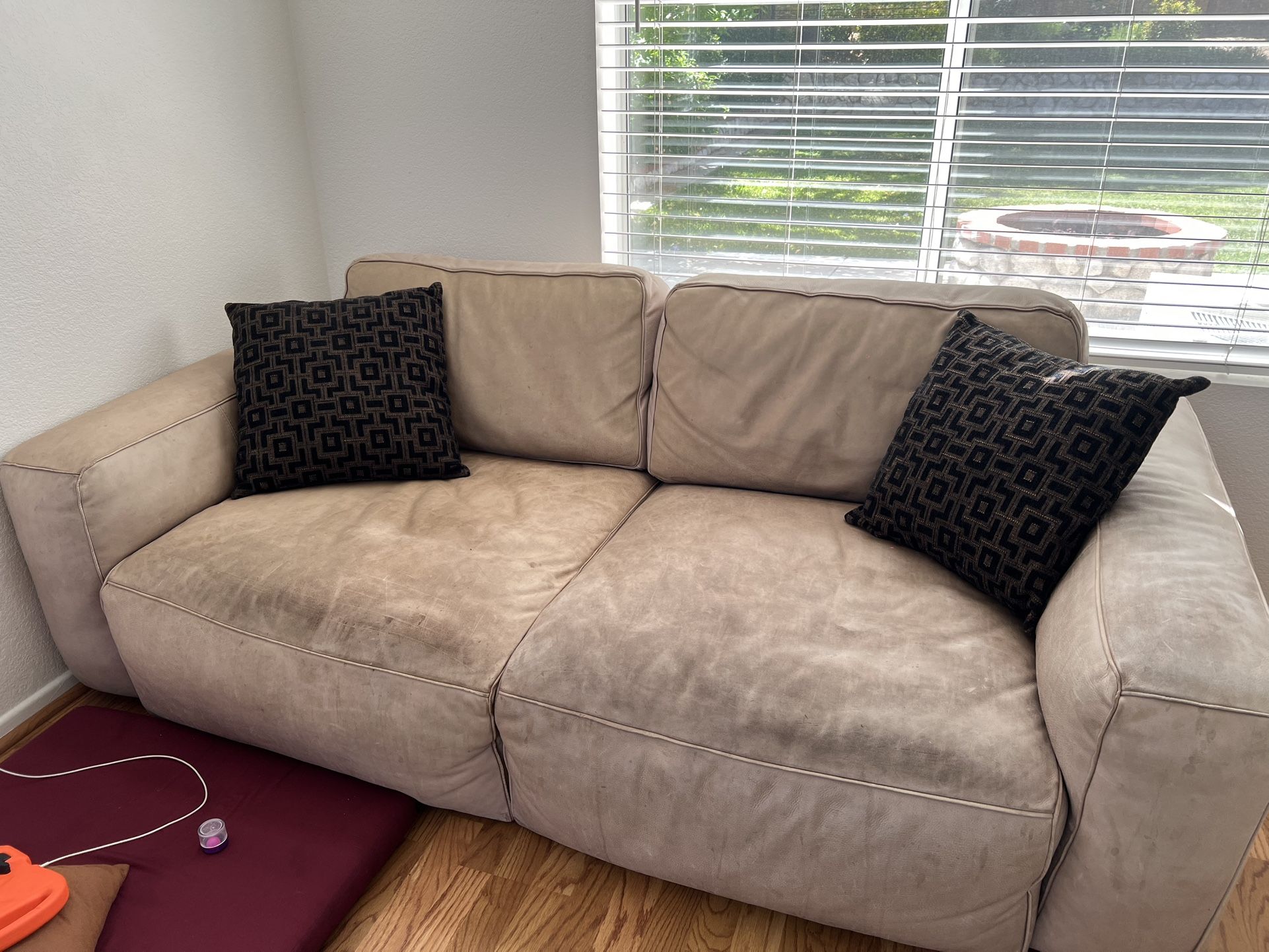 Sofa And Loveseat 100% top-grain leather Truffle Color