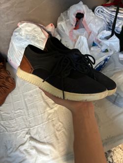 Steve maddens boys Dawes Sneaker