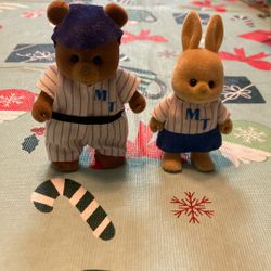 Vintage Maple Town Tonka 1988 Patty Rabbit Bobby Bear Love Sports Toy 