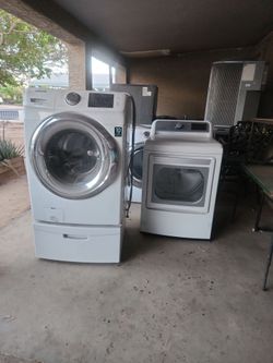 Lavadora Samsung grande y secadora LG