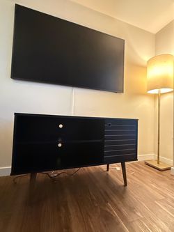 MCM Entertainment Center