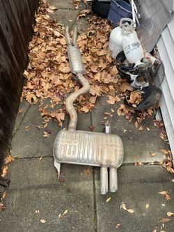 E90 325i Exhaust