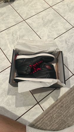 Air Jordan 1 High Black Red Sneakers