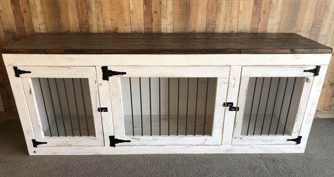 Farmhouse dog kennel