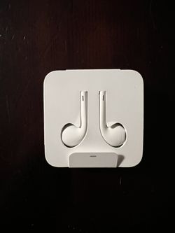 Original Apple iPhone Earphones New