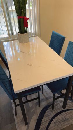 Dinning table