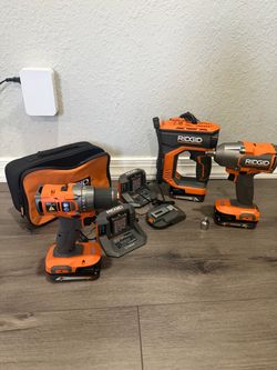 RIDGID 18V Tool Lot - Brushless Impact Wrench, Drill, Digital Inflator, 3 Batteries, Chargers & Bag