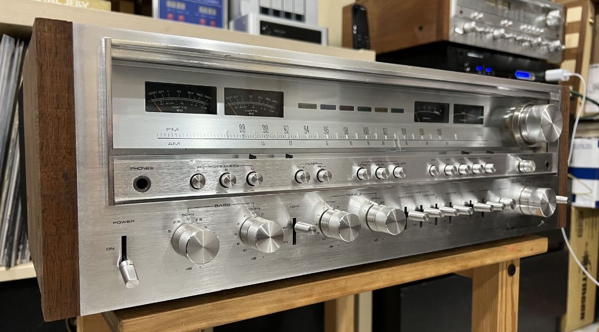 Pioneer SX-1280 Receiver Completely Restored, New Veneer, Walnut Sides, Recapped And Every Board Rebuilt. 
