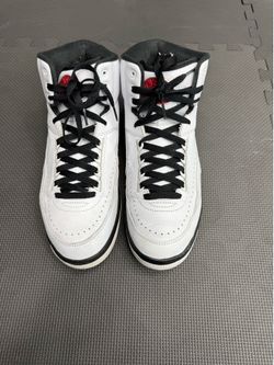 Nike Air Jordan 2 Men’s Mid Top Leather Lace Up Colorblock Sneakers