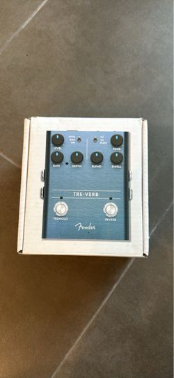Tre-verb fender guitar pedal