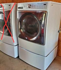 Kenmore Dryer & Pedestals