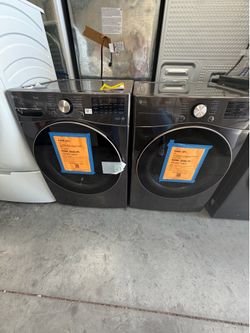 New LG set washer and dryer stackable