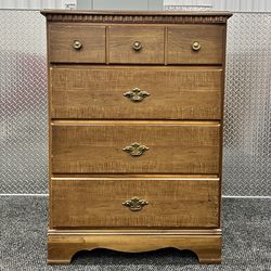 Bassett Furniture Industries 5-Drawer Dresser FREE DELIVERY