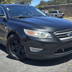 2010 Ford Taurus