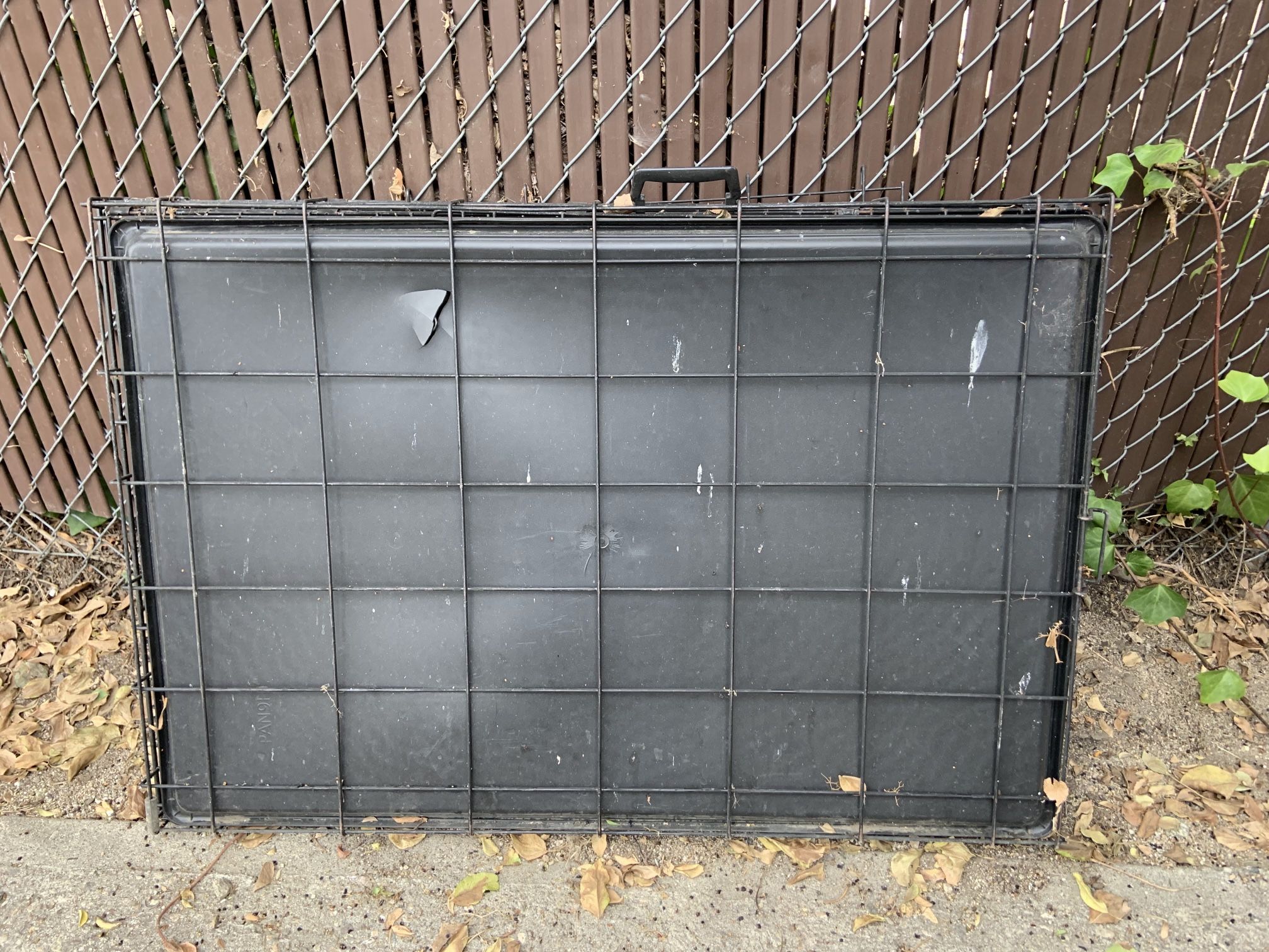 Large Folding metal dog crate