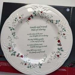 Pfaltzgraff Holiday Winterberry 12" Family and Friends Plate of Sharing (contact info removed)