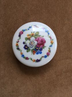 Limoges Trinket box made in France