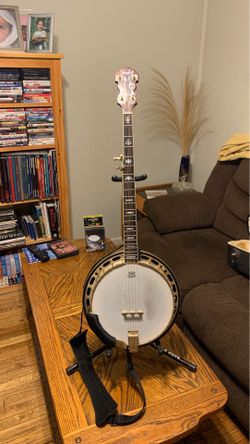 Fender FB 59 Banjo with hard case & Finger Picks