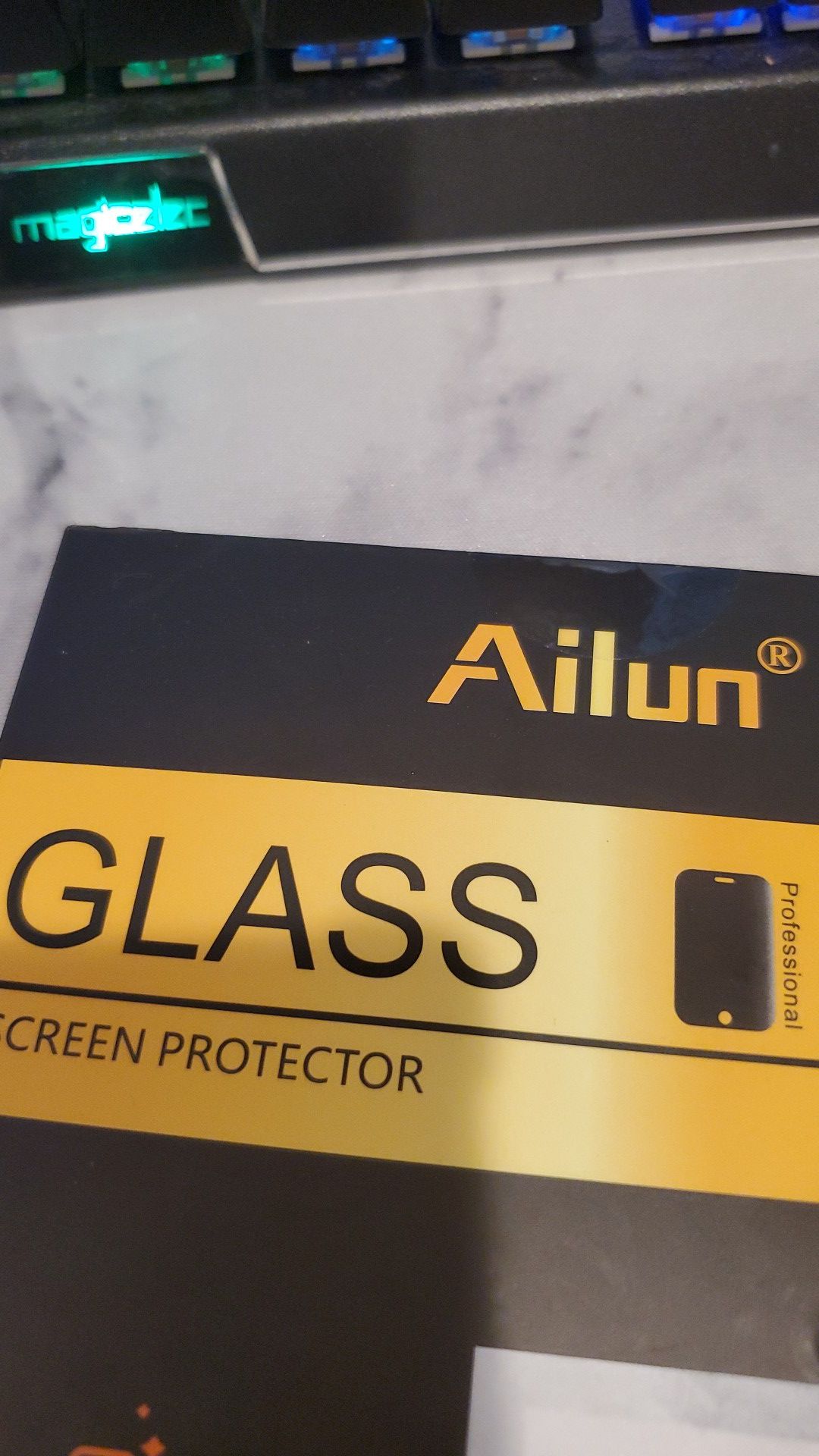 iPhone xr screen protector glass