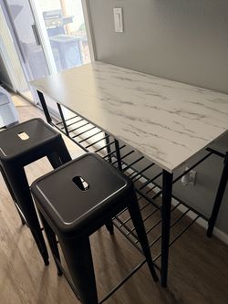 Bar Stools and Bar Height Table