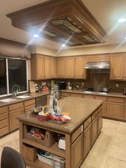 Used Full Kitchen Counter Top Granite, Island Top, Backsplash