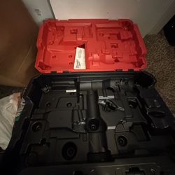 MILWAUKEE CASE
