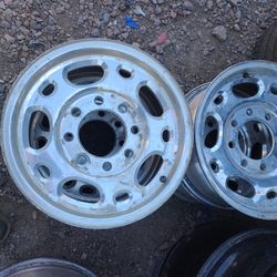 4.   Rims 16.    Chevy.   