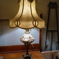 Antique Regency Style White & Gold Motif Table Lamp 