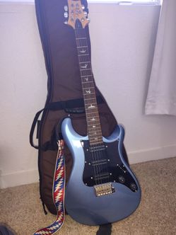 PRS SE electric guitar 500 OBO MUST GO