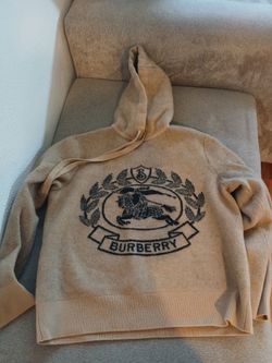Burberry sweater size M