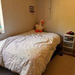 Twin Bed 