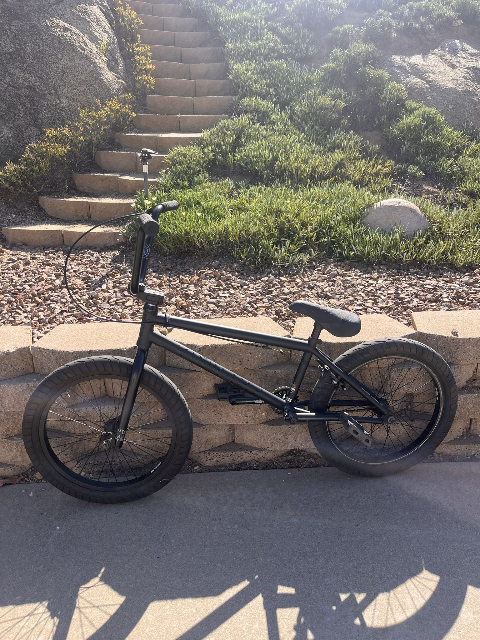 20” Kink Curb BMX Bike