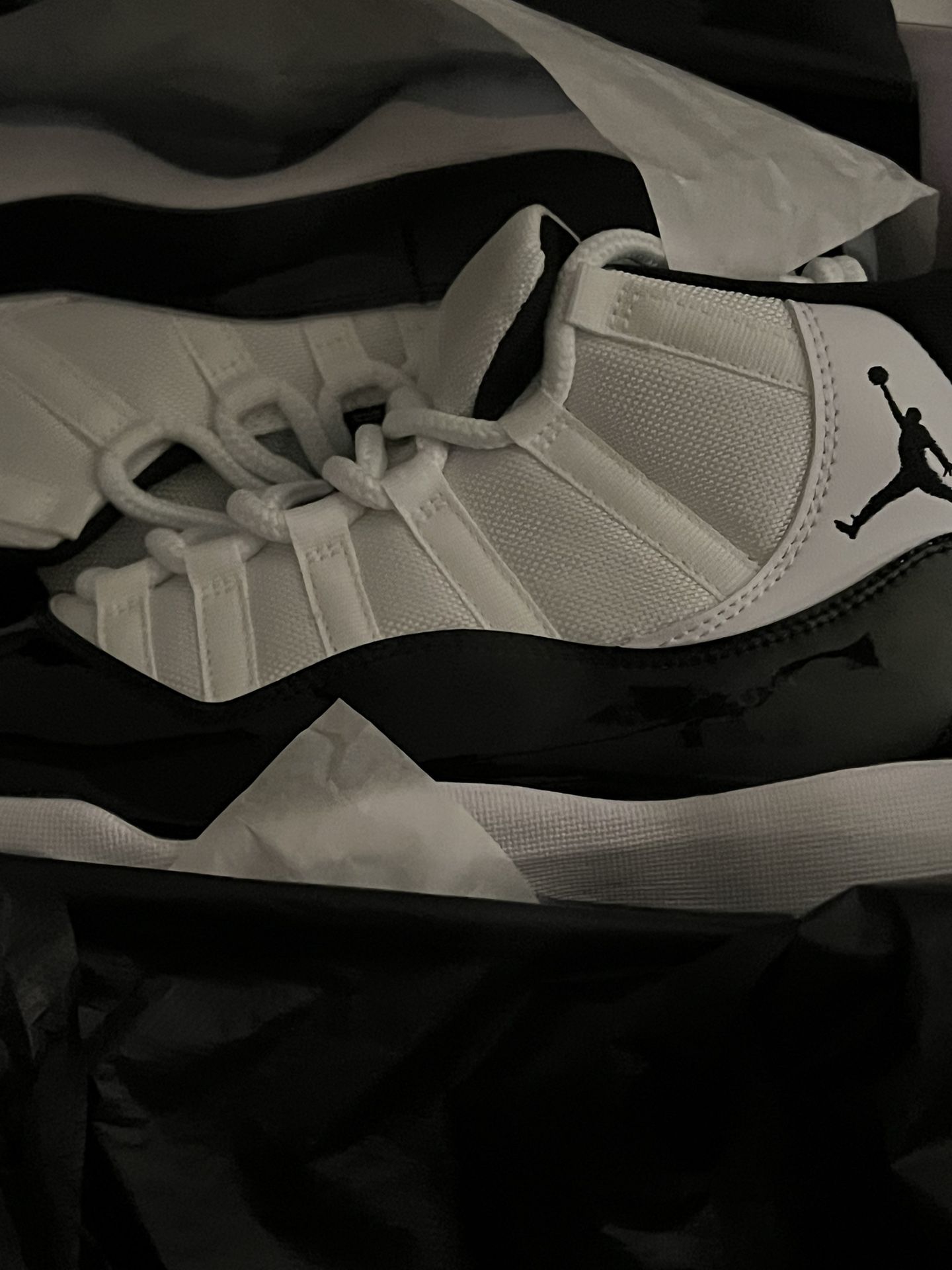 Men Air Jordan Retro 11 Concord Size 8.5