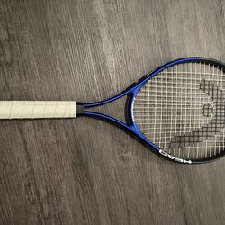 Tennis Racket – Head Conquest