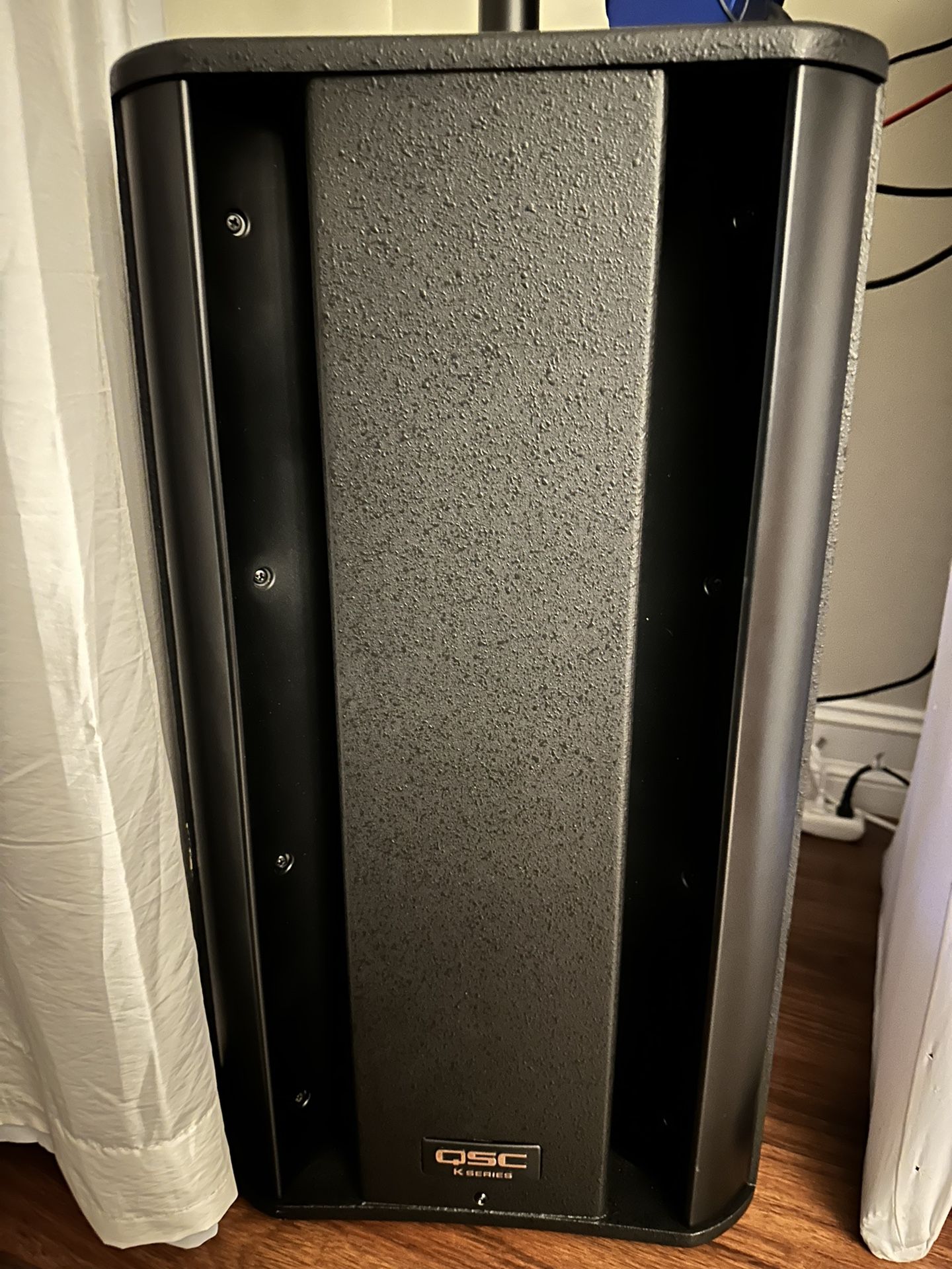 QSC KSub Dual 12" Active 1000W Subwoofer