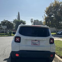 2017 Jeep Renegade – $7,500 (Below Market Value!)