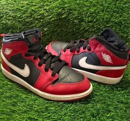 Jordan’s kids size 3y used no box