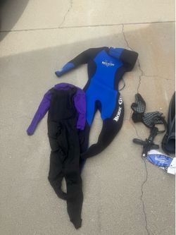 Body Glove wet suit and diving/snorkeling equipment