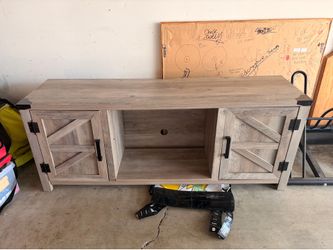 Tv stand