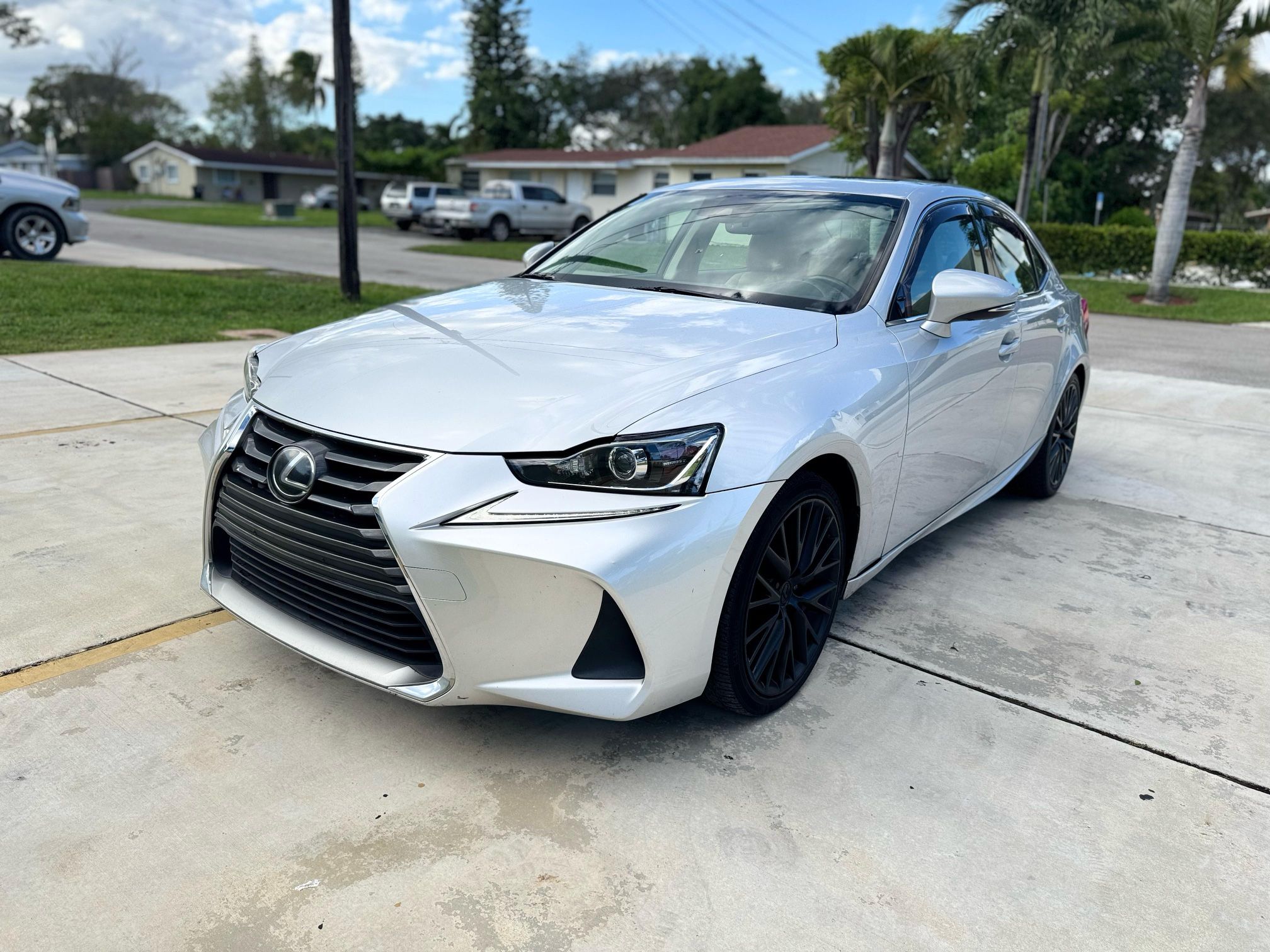 2017 Lexus IS