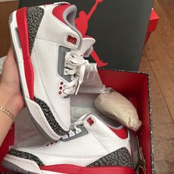 Bran New , Box Included $180 Size 5Y Air Jordan 3 Retro Fire Red 