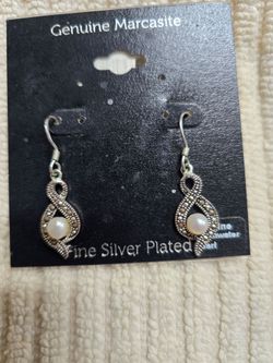 Pearl silver earrings