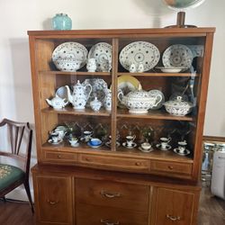 Mid Century Hutch / Cabinet - Must Sell