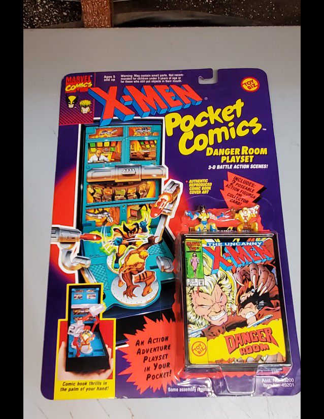 Marvel Comics X-Men Pocket Comics Action Figure Playset 