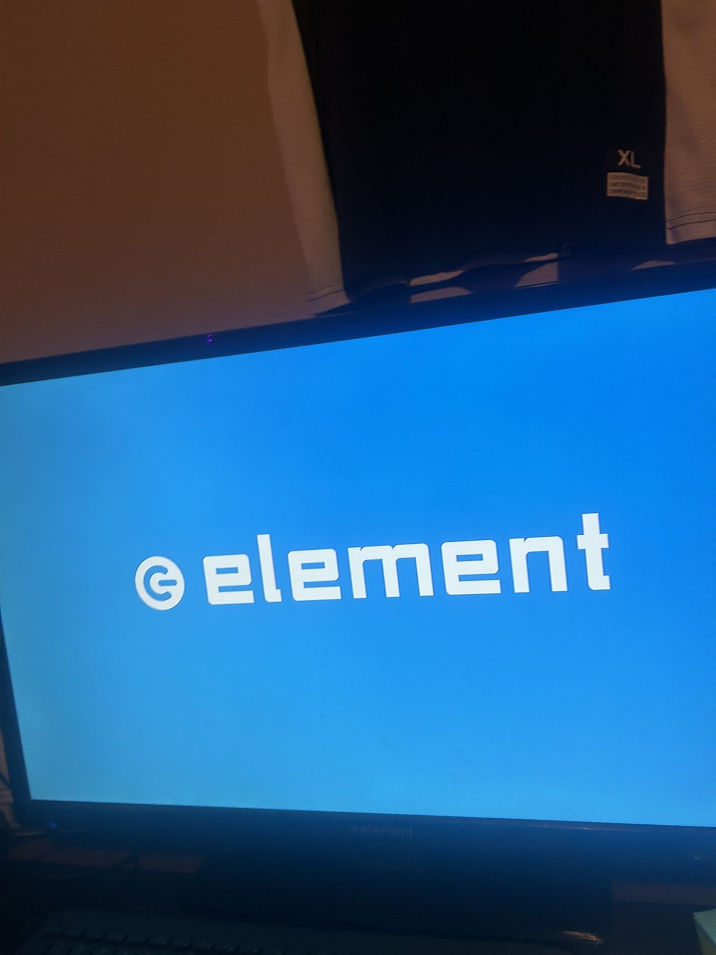 element tv